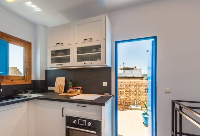 3 slaapkamer Huis te huur in Almuñécar - € 875 (Ref: 8923271)