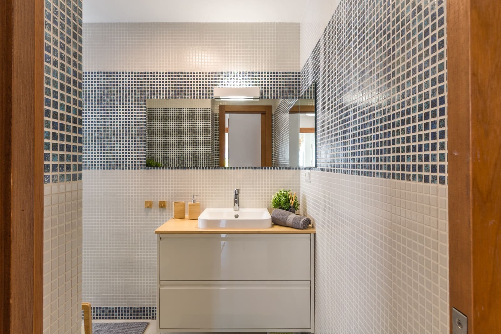 2 soveværelse Lejlighed til leje i Almunecar med swimmingpool garage - € 1.125 (Ref: 8923272)