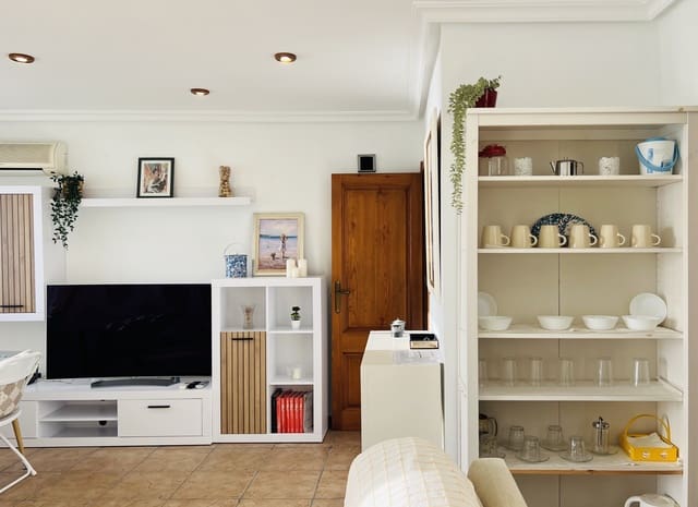 2 soveværelse Lejlighed til leje i Salobreña med swimmingpool - € 875 (Ref: 8930996)