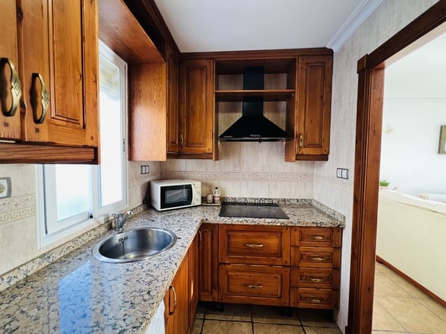 2 soveværelse Lejlighed til leje i Salobreña med swimmingpool - € 875 (Ref: 8930996)