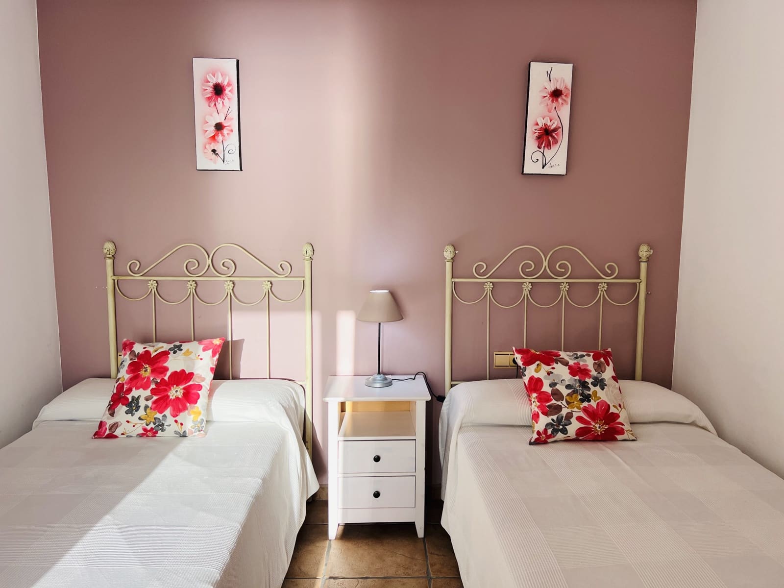 2 sypialnia Apartament do wynajęcia w Salobrena z basenem - 875 € (Ref: 8930996)