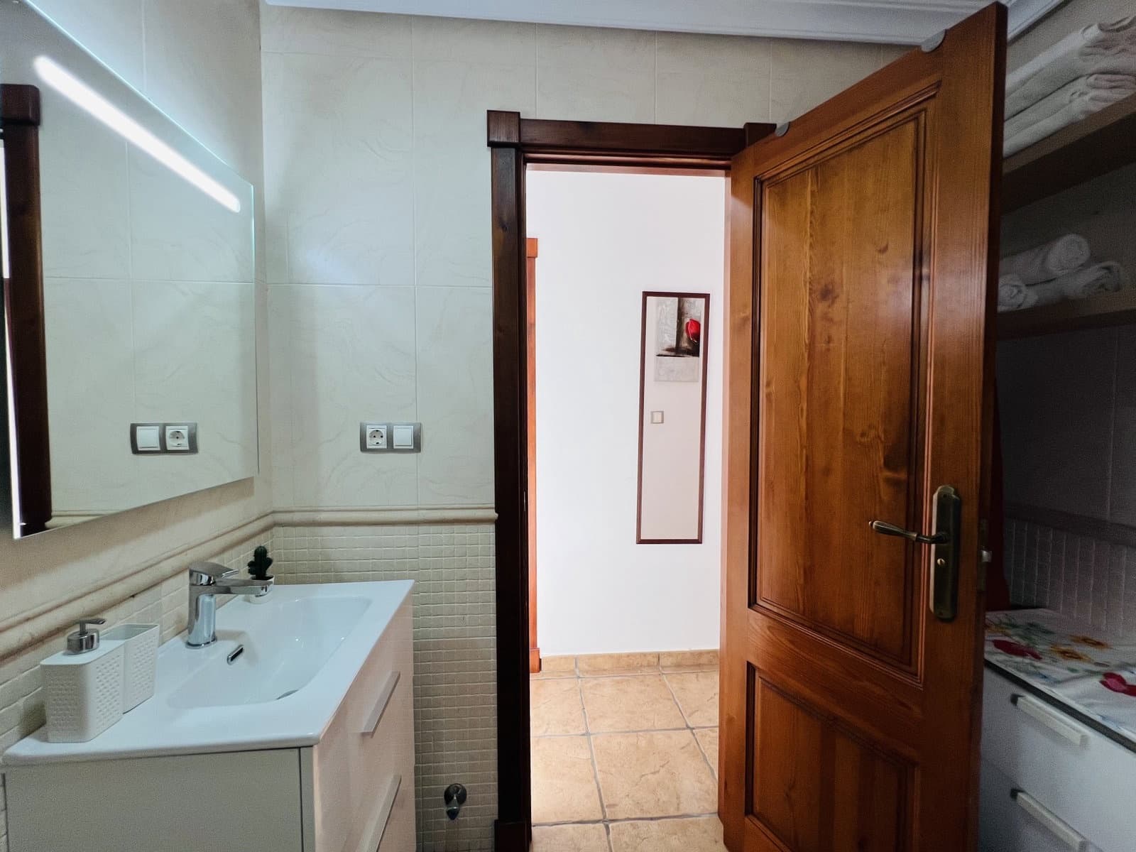 2 bedroom Apartment for rent in Salobrena with pool - € 875 (Ref: 8930996)