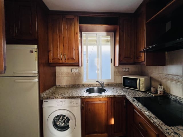2 makuuhuone Huoneisto vuokrattavana paikassa Salobreña mukana uima-altaan - 875 € (Ref: 8930996)