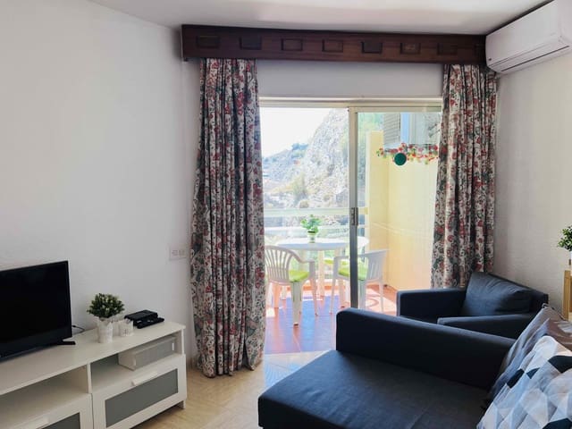 1 bedroom Apartment for rent in Almuñécar with pool - € 625 (Ref: 8971504)