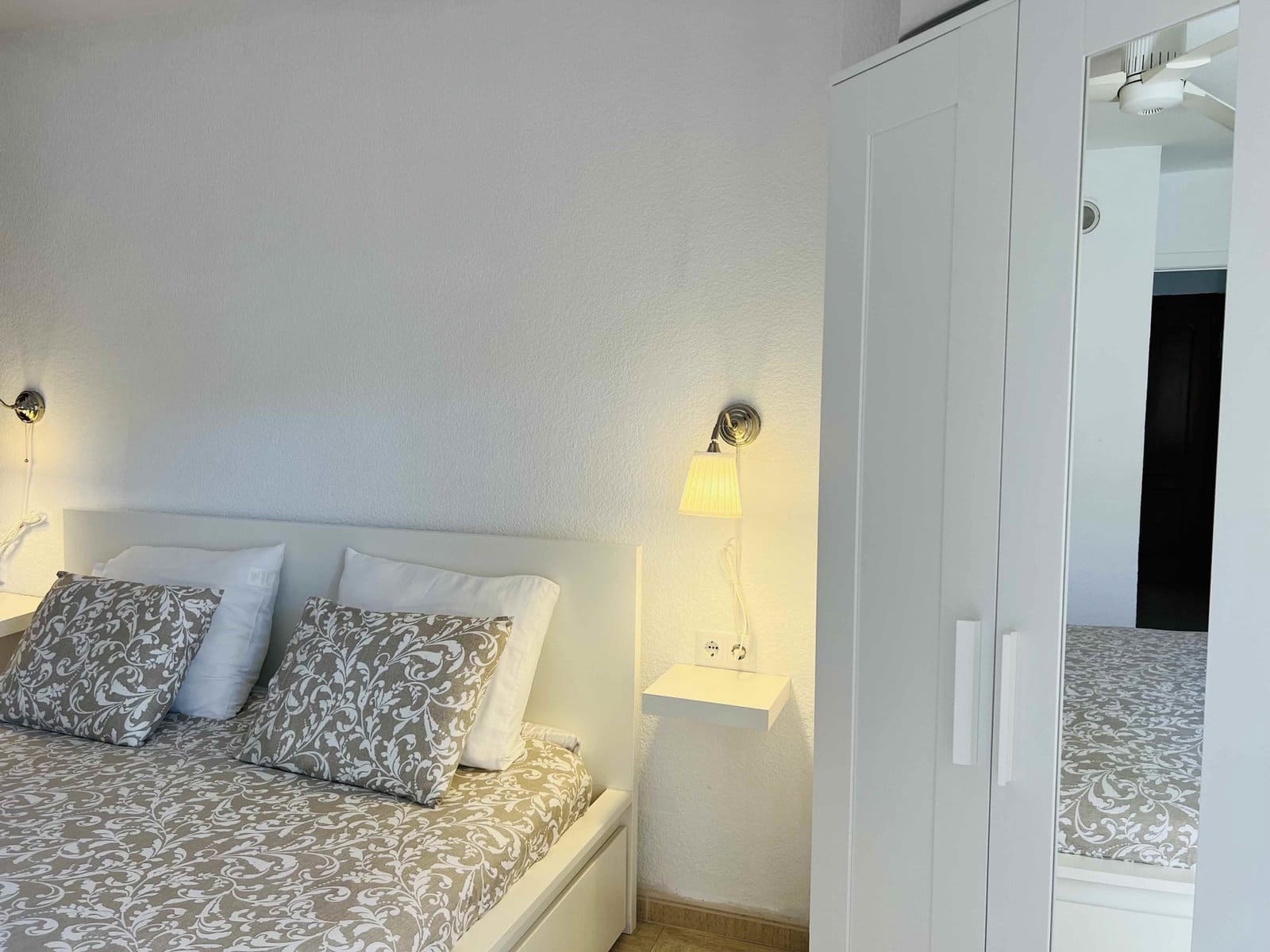 1 quarto Apartamento para arrendar em Almunecar com piscina - 625 € (Ref: 8971504)