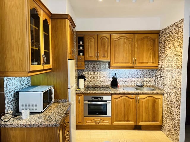 1 bedroom Apartment for rent in Almuñécar with pool - € 625 (Ref: 8971504)
