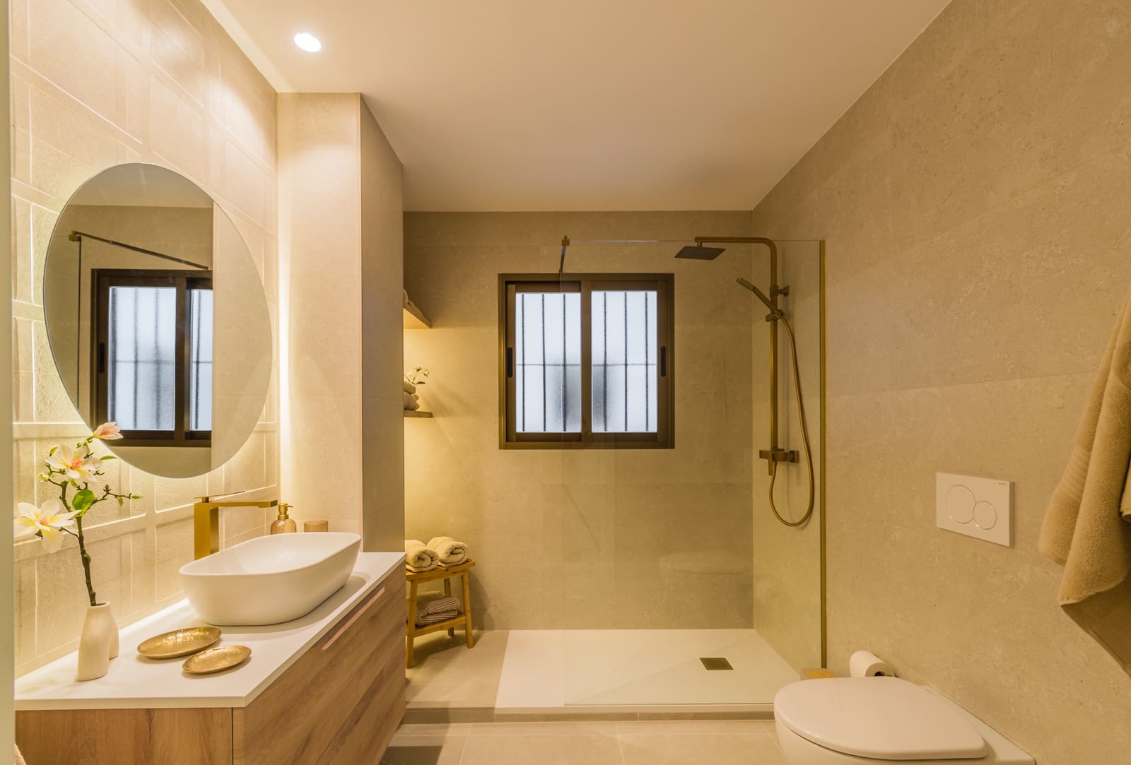 2 slaapkamer Appartement te huur in Almunecar met garage - € 1.000 (Ref: 9108067)