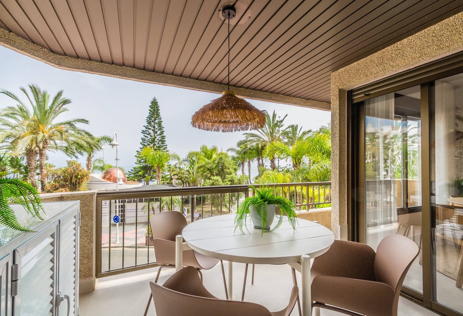 2 slaapkamer Appartement te huur in Almunecar met garage - € 1.000 (Ref: 9108067)