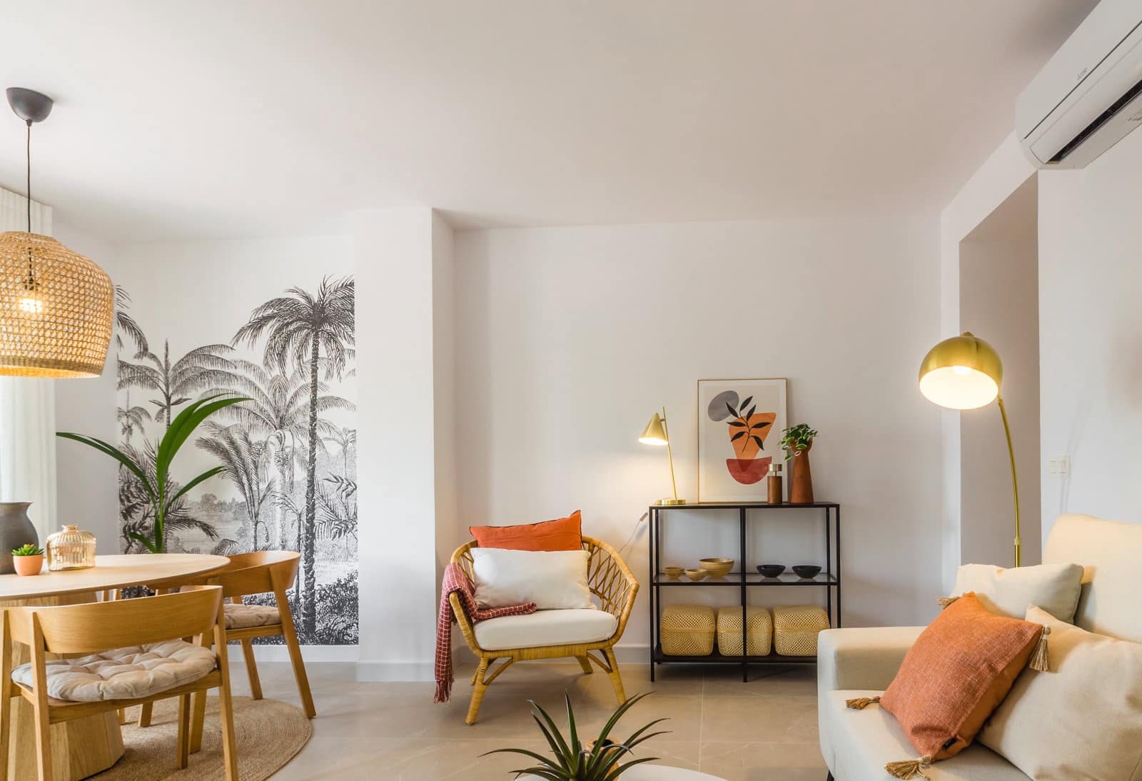 Appartement de 2 chambres à louer à Almunecar avec garage - 1 000 € (Ref: 9108067)