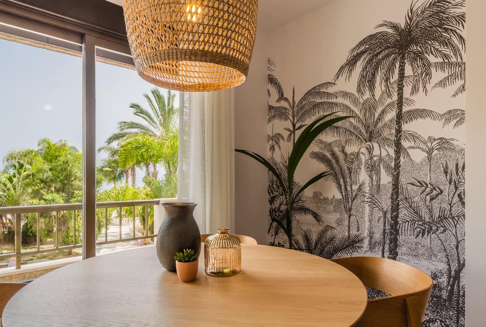 Appartement de 2 chambres à louer à Almunecar avec garage - 1 000 € (Ref: 9108067)