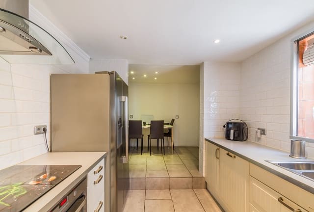 3 soverom Hus til salgs i Alhaurín el Grande - € 320 000 (Ref: 9109428)