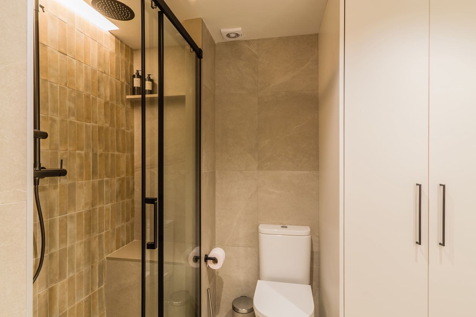 2 slaapkamer Appartement te huur in Almunecar met garage - € 950 (Ref: 9135179)