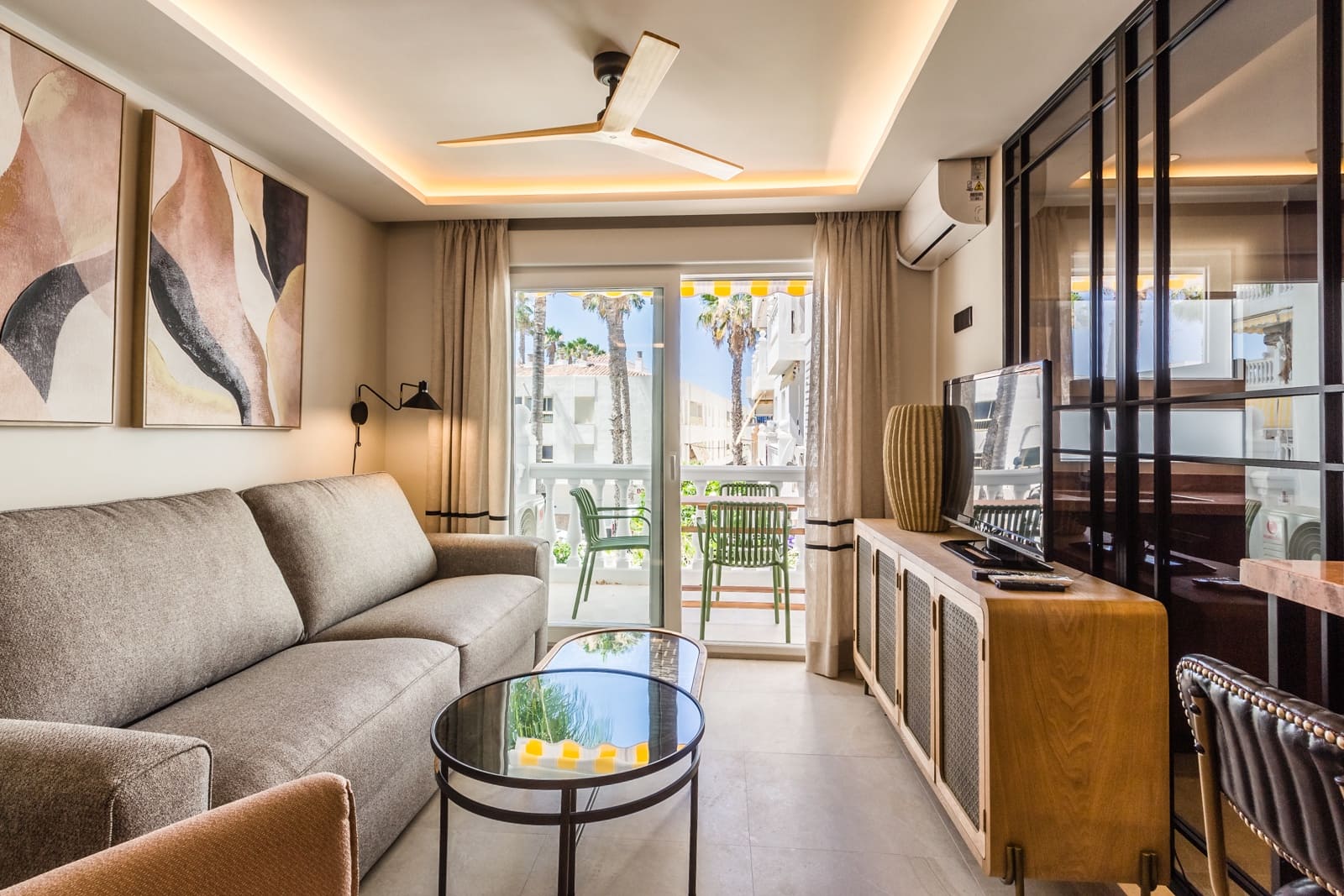 2 slaapkamer Appartement te huur in Almunecar met garage - € 950 (Ref: 9135179)