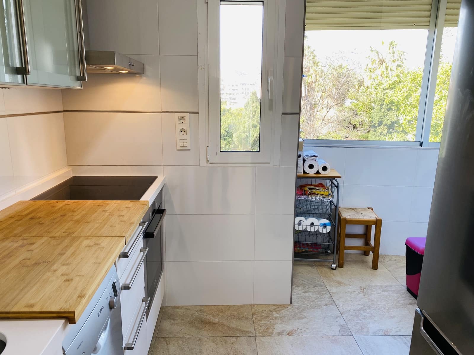 3 bedroom Apartment for rent in Almunecar with garage - € 950 (Ref: 9190687)