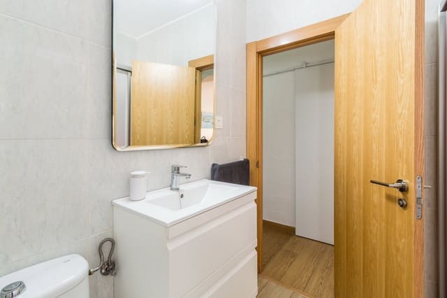 3 soveværelse Lejlighed til leje i Almuñécar - € 800 (Ref: 9195088)