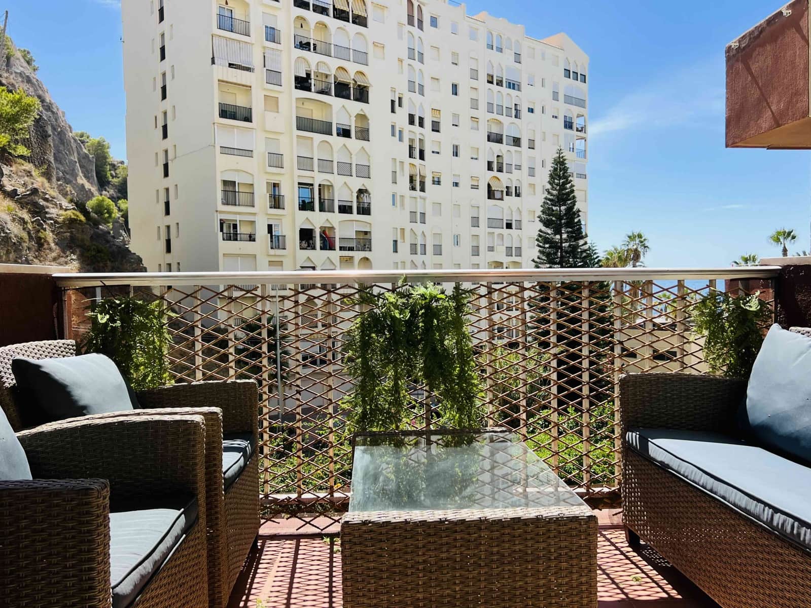 1 soveværelse Lejlighed til leje i Almunecar med swimmingpool - € 625 (Ref: 9205746)