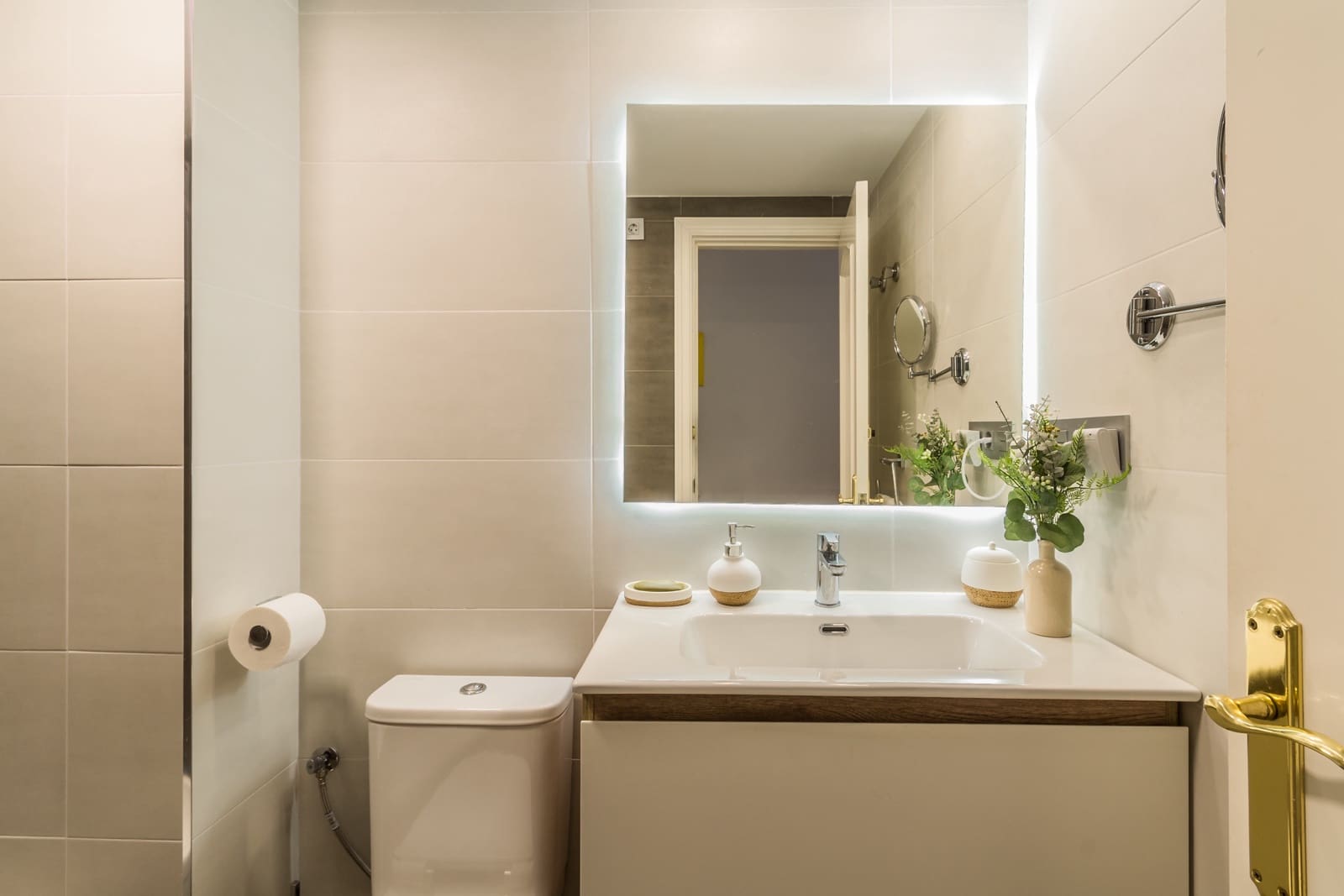 3 soveværelse Lejlighed til leje i Almunecar med garage - € 950 (Ref: 9216261)