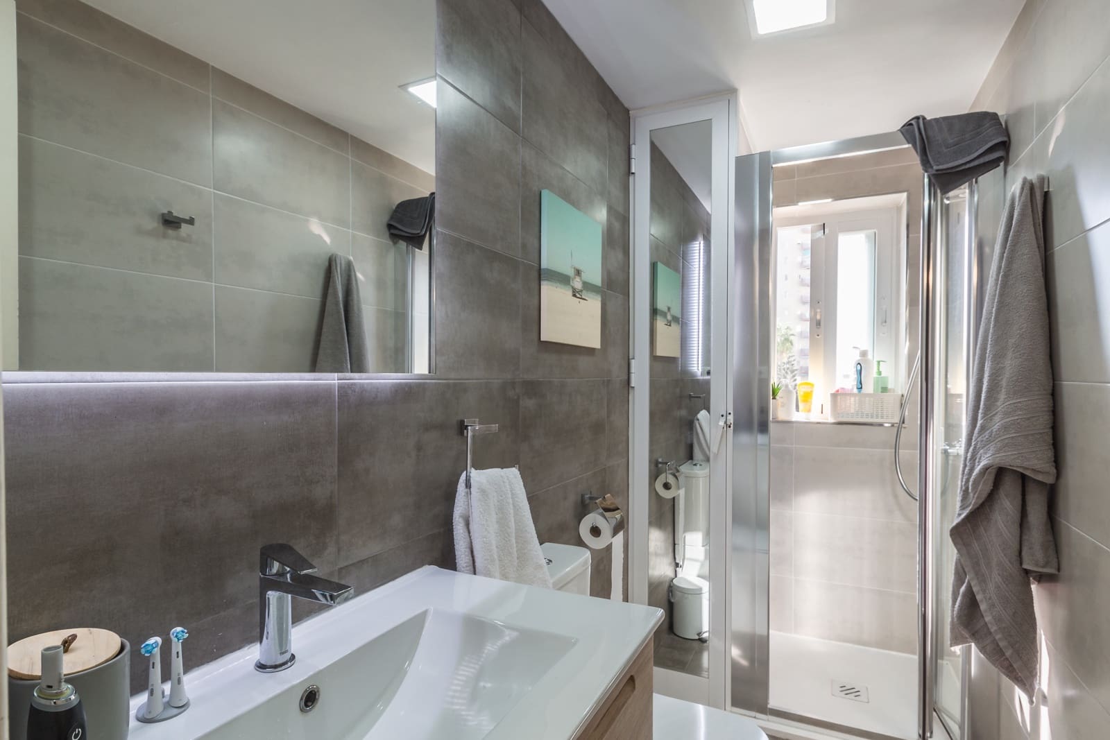 3 soveværelse Lejlighed til leje i Almunecar med garage - € 950 (Ref: 9216261)