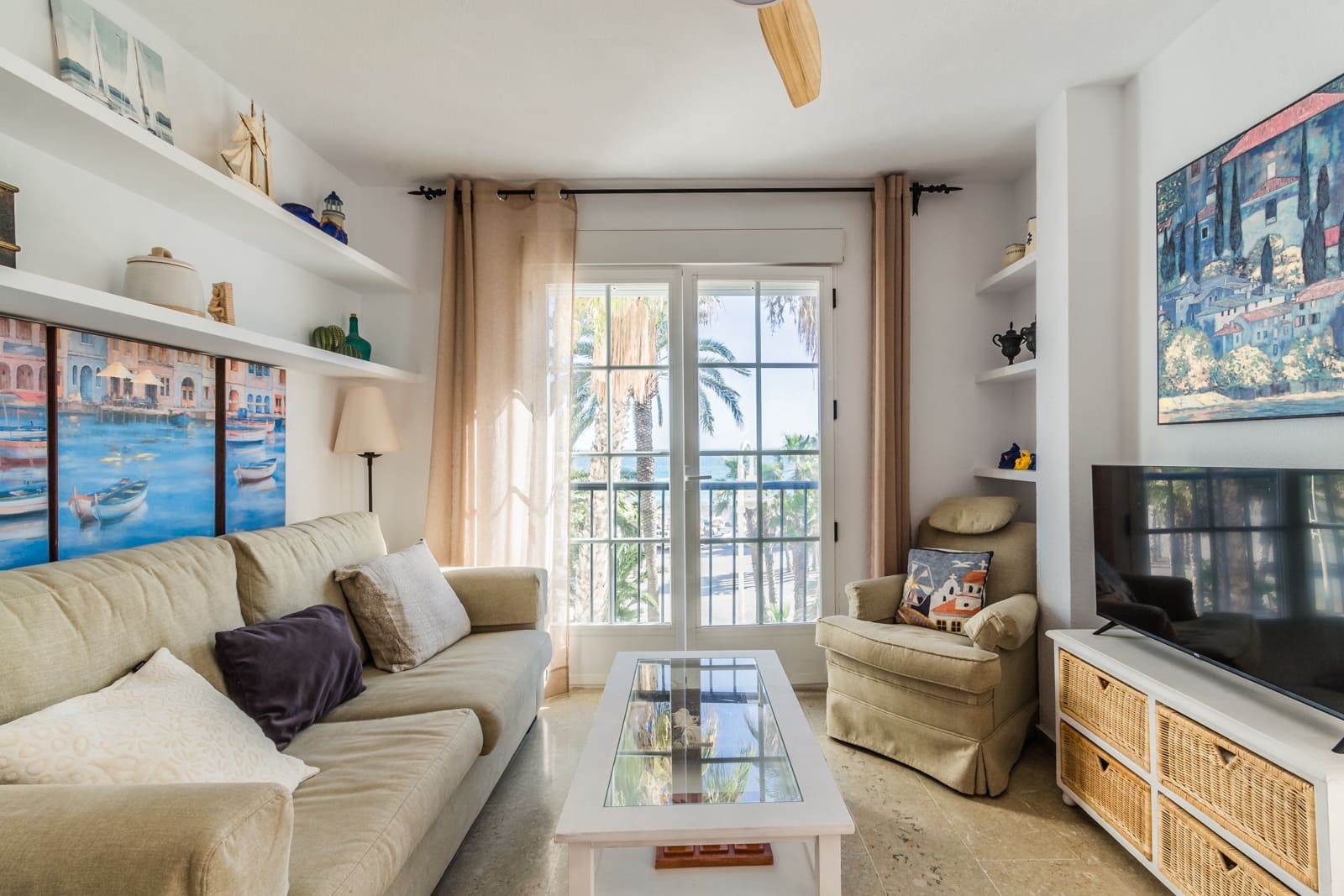 3 soveværelse Lejlighed til leje i Almunecar med garage - € 950 (Ref: 9216261)