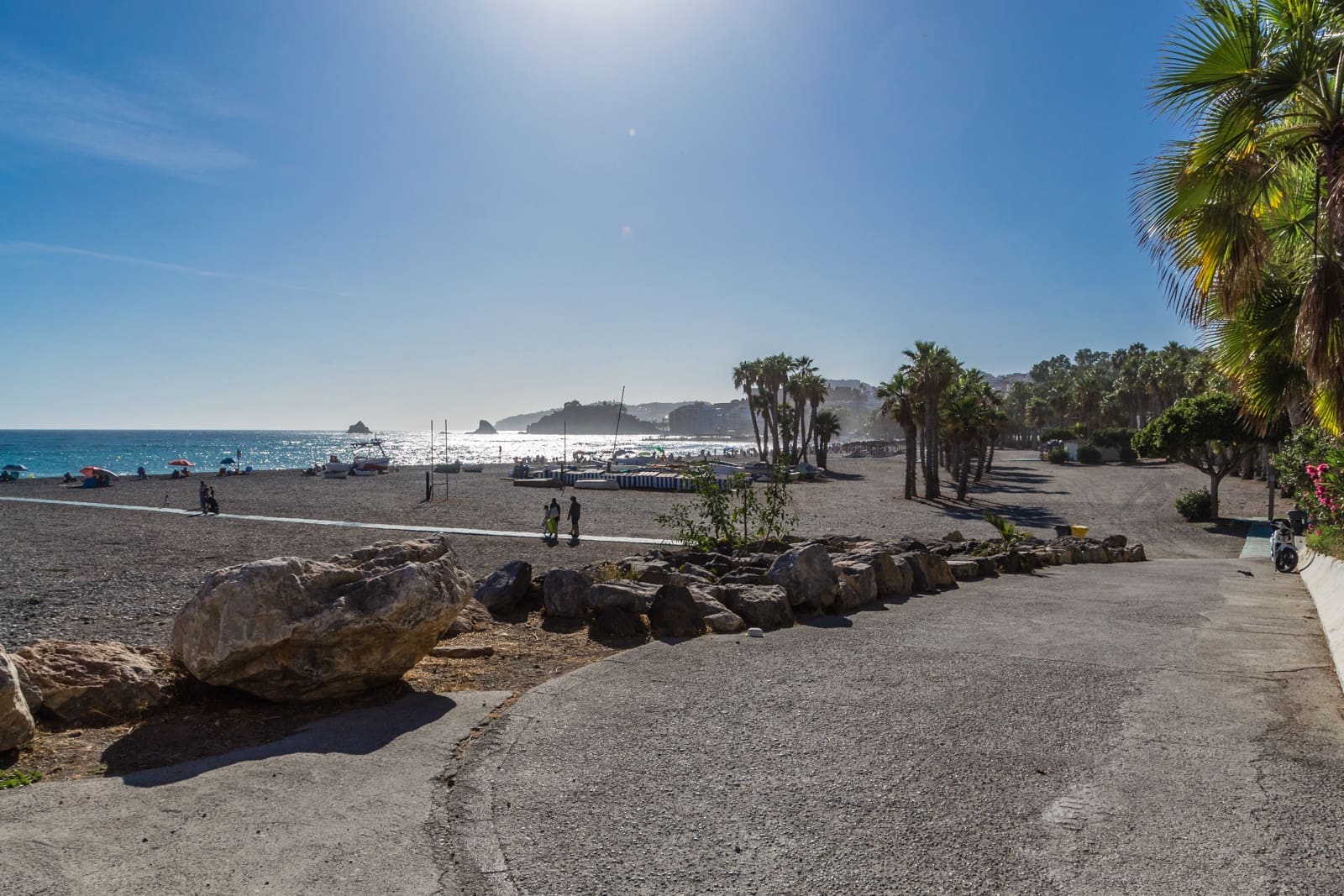 3 soveværelse Lejlighed til leje i Almunecar med garage - € 950 (Ref: 9216261)