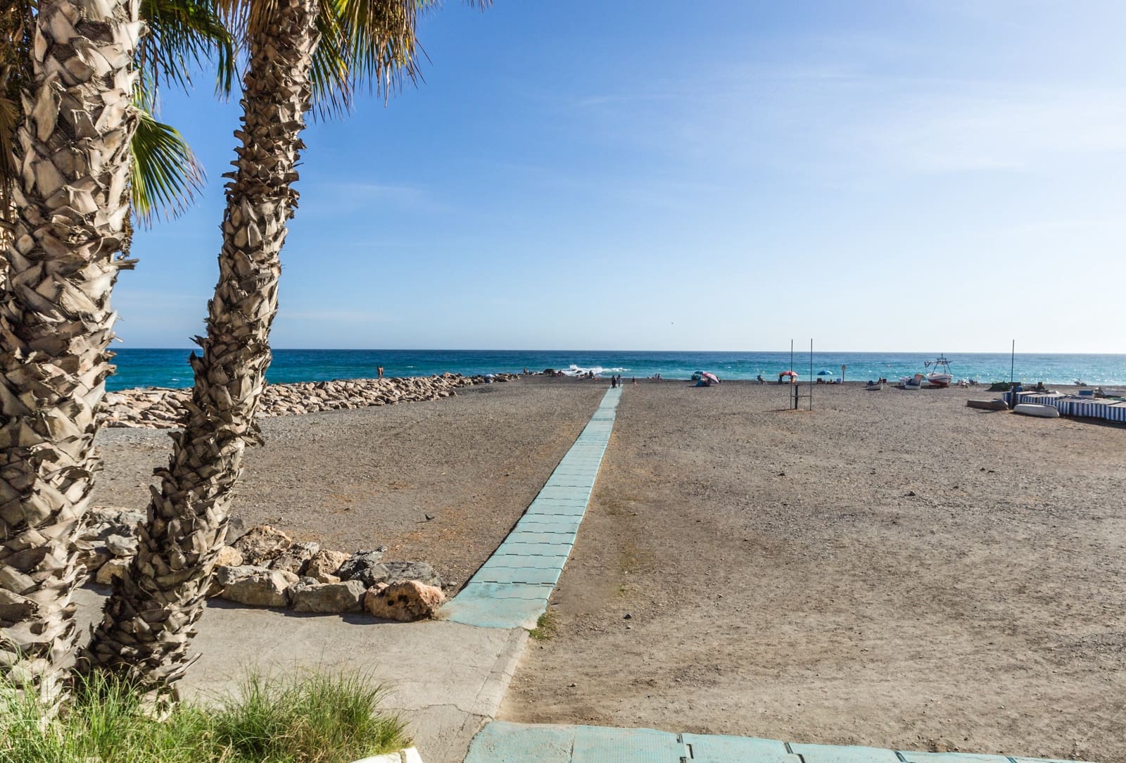 3 soveværelse Lejlighed til leje i Almunecar med garage - € 950 (Ref: 9216261)