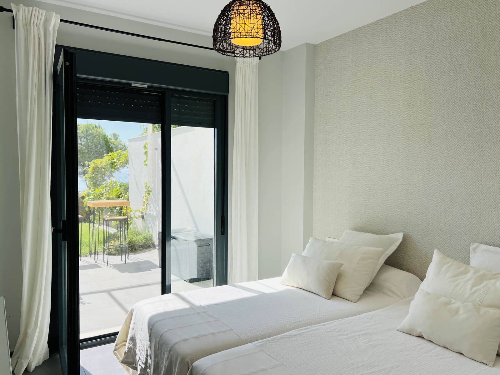 2 soveværelse Lejlighed til leje i Almunecar med swimmingpool garage - € 1.000 (Ref: 9265070)