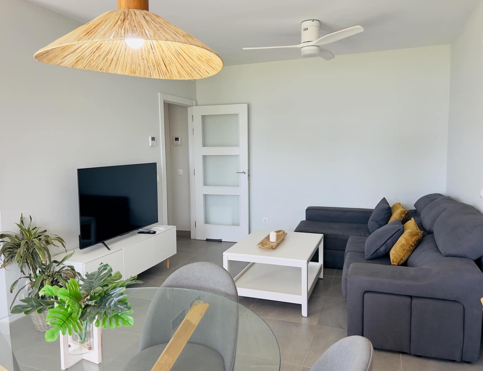 2 soveværelse Lejlighed til leje i Almunecar med swimmingpool garage - € 1.000 (Ref: 9265070)