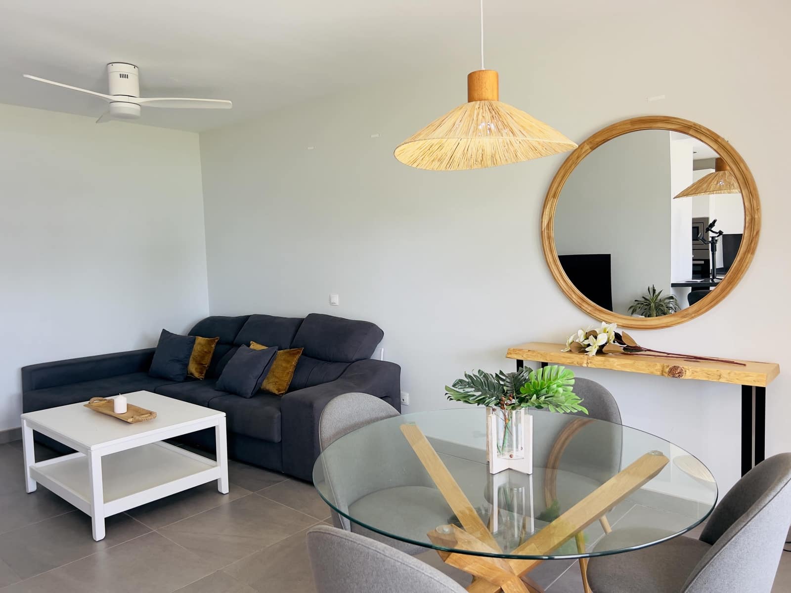 2 soveværelse Lejlighed til leje i Almunecar med swimmingpool garage - € 1.000 (Ref: 9265070)