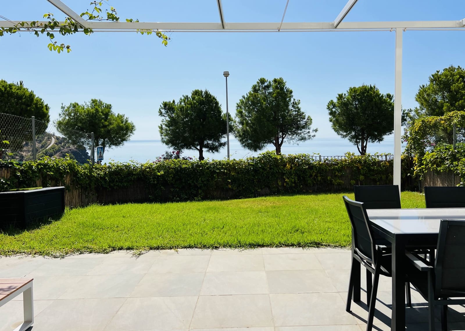 2 soveværelse Lejlighed til leje i Almunecar med swimmingpool garage - € 1.000 (Ref: 9265070)