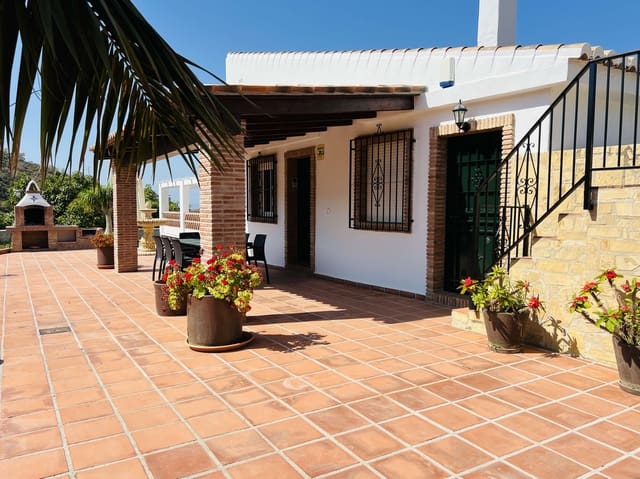 4 sovrum Finca/Hus på landet att hyra i Almuñécar med pool garage - 3 000 € (Ref: 9293418)