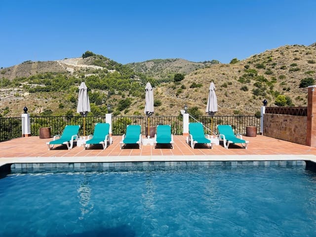 4 sovrum Finca/Hus på landet att hyra i Almuñécar med pool garage - 3 000 € (Ref: 9293418)