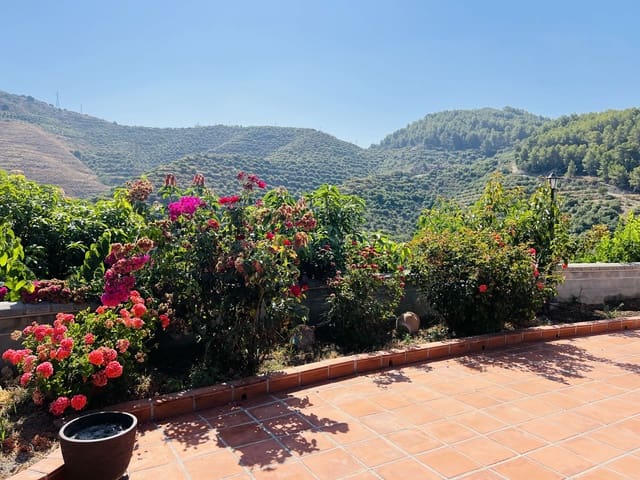 4 sovrum Finca/Hus på landet att hyra i Almuñécar med pool garage - 3 000 € (Ref: 9293418)