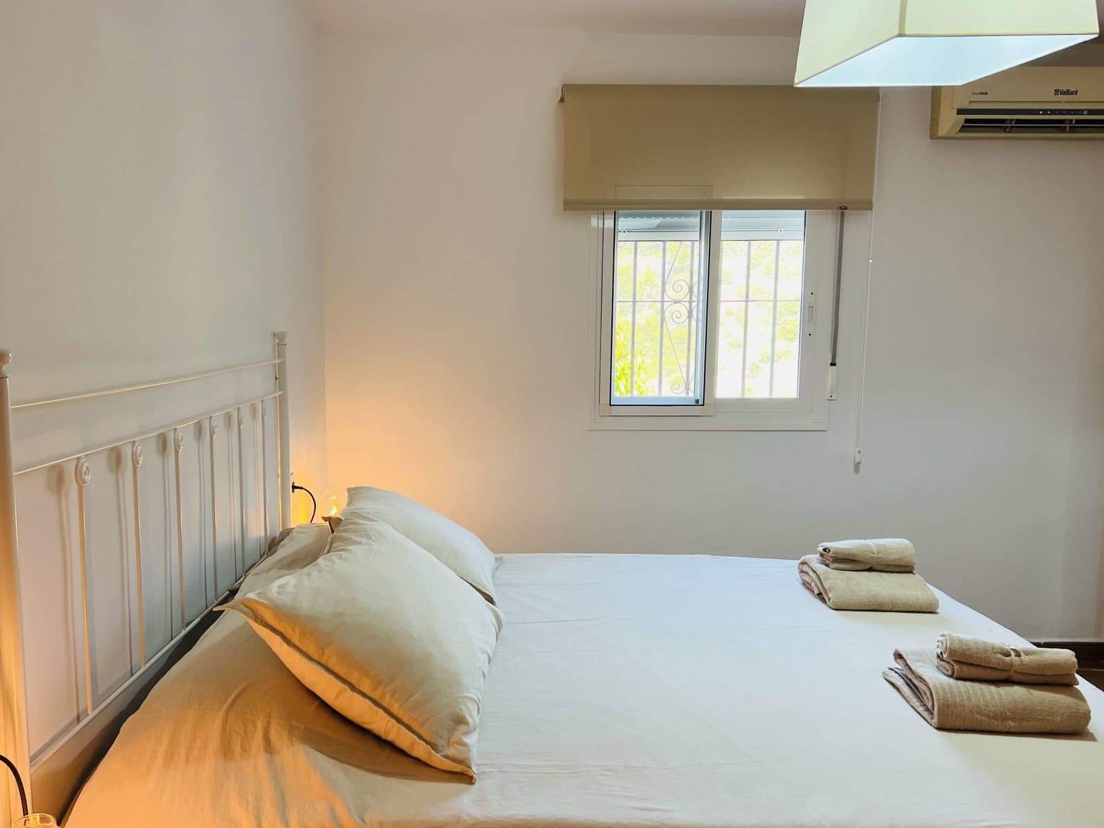 4 Zimmer Finca/Landgut zu vermieten in Almunecar mit Pool Garage - 3.000 € (Ref: 9293418)