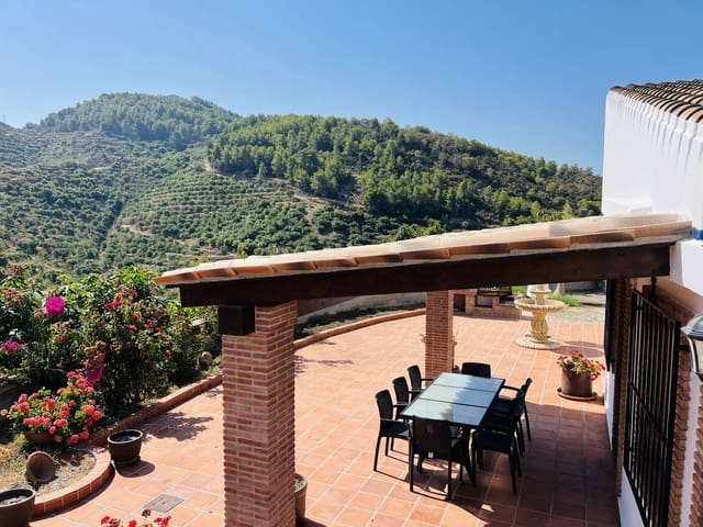 4 Zimmer Finca/Landgut zu vermieten in Almuñécar mit Pool Garage - 3.000 € (Ref: 9293418)