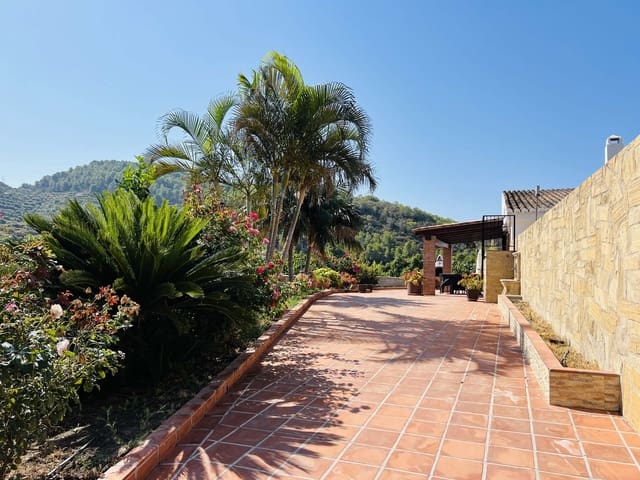 4 Zimmer Finca/Landgut zu vermieten in Almuñécar mit Pool Garage - 3.000 € (Ref: 9293418)