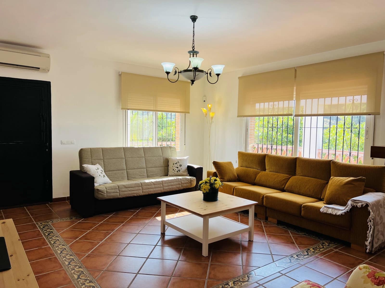 4 Zimmer Finca/Landgut zu vermieten in Almunecar mit Pool Garage - 3.000 € (Ref: 9293418)