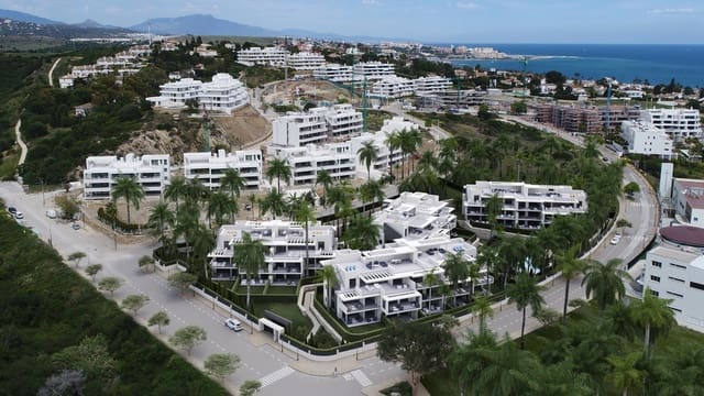 3 Zimmer Apartment zu verkaufen in Zona Calvario, Estepona mit Pool Garage - 480.000 € (Ref: 9314522)