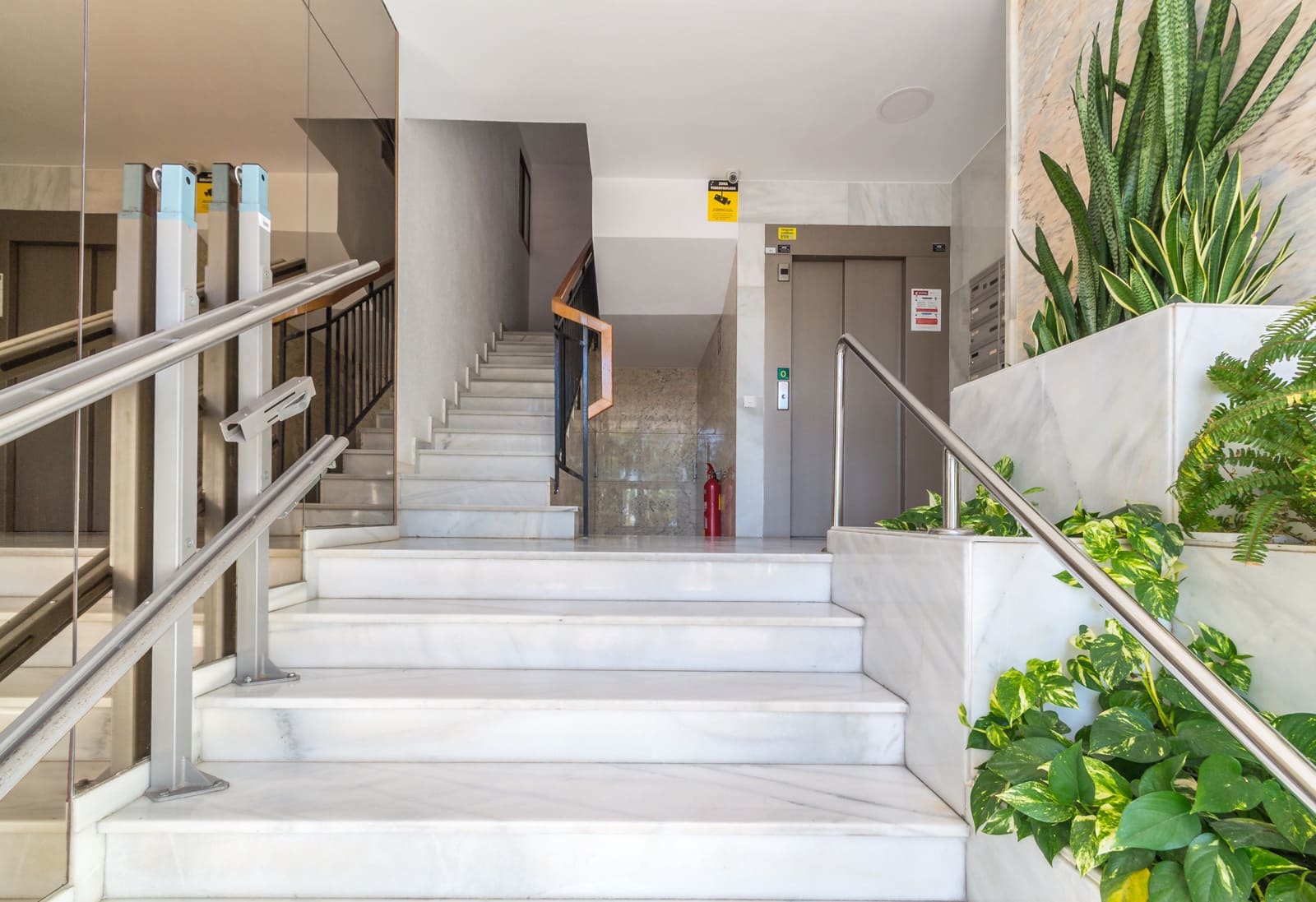 3 soverom Leilighet til leie i Almunecar - € 875 (Ref: 9432767)