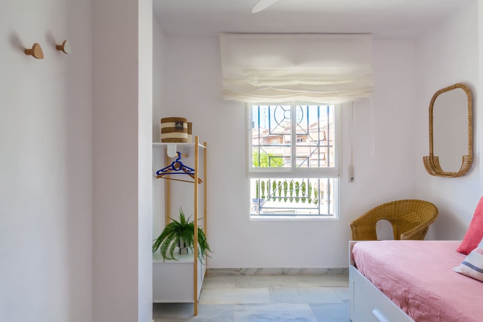 3 makuuhuone Omakotitalo vuokrattavana paikassa Almunecar mukana uima-altaan 
autotalli - 1 875 € (Ref: 9448469)