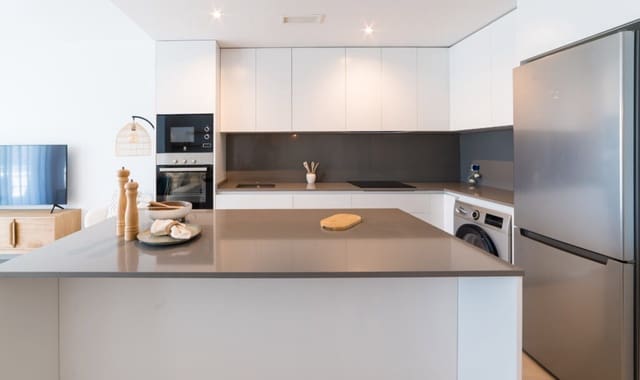 3 bedroom Apartment for sale in Cancelada, Estepona with pool garage - € 386,000 (Ref: 9454887)