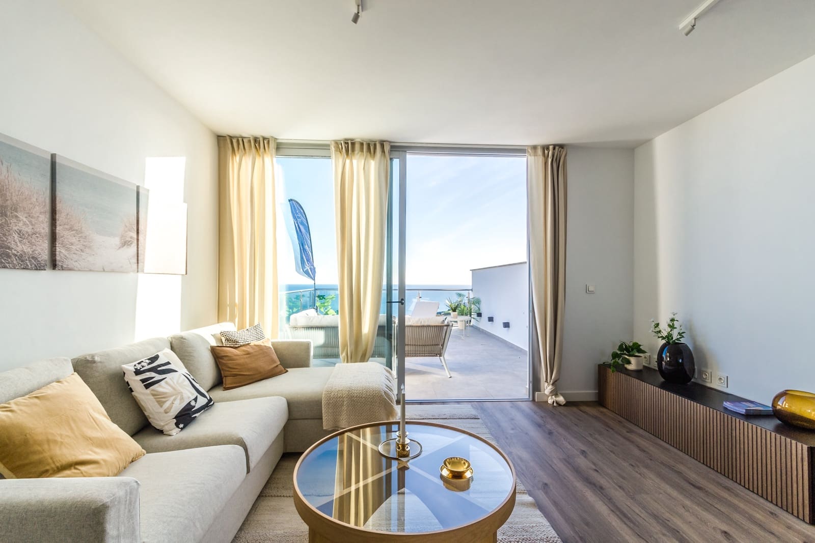 2 soverom Leilighet til salgs i Almunecar med svømmebasseng garasje - € 373 000 (Ref: 9471006)