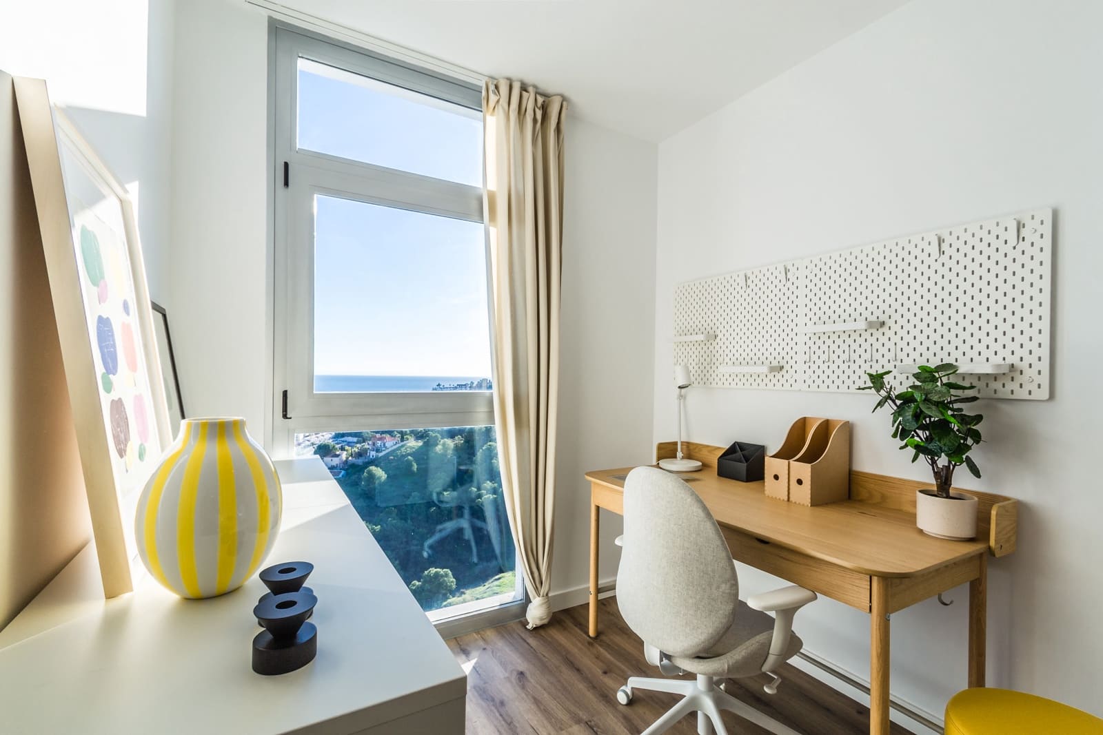 2 soverom Leilighet til salgs i Almunecar med svømmebasseng garasje - € 373 000 (Ref: 9471006)