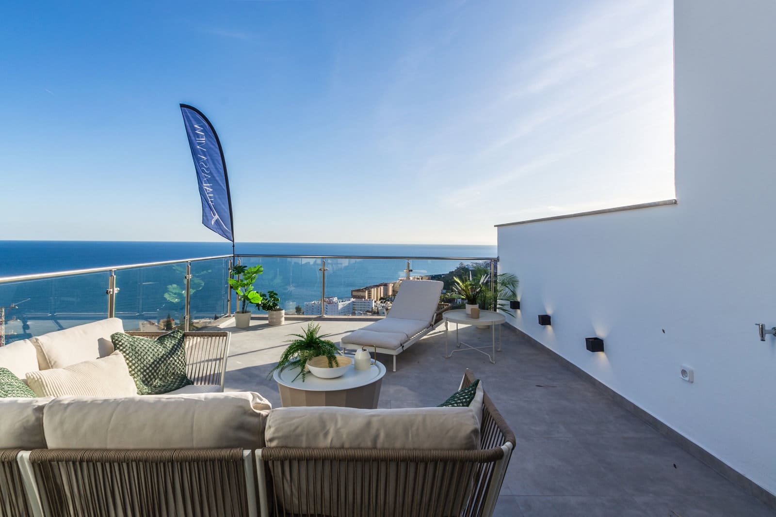 2 bedroom Apartment for sale in Almunecar with pool garage - € 393,000 (Ref: 9471006)