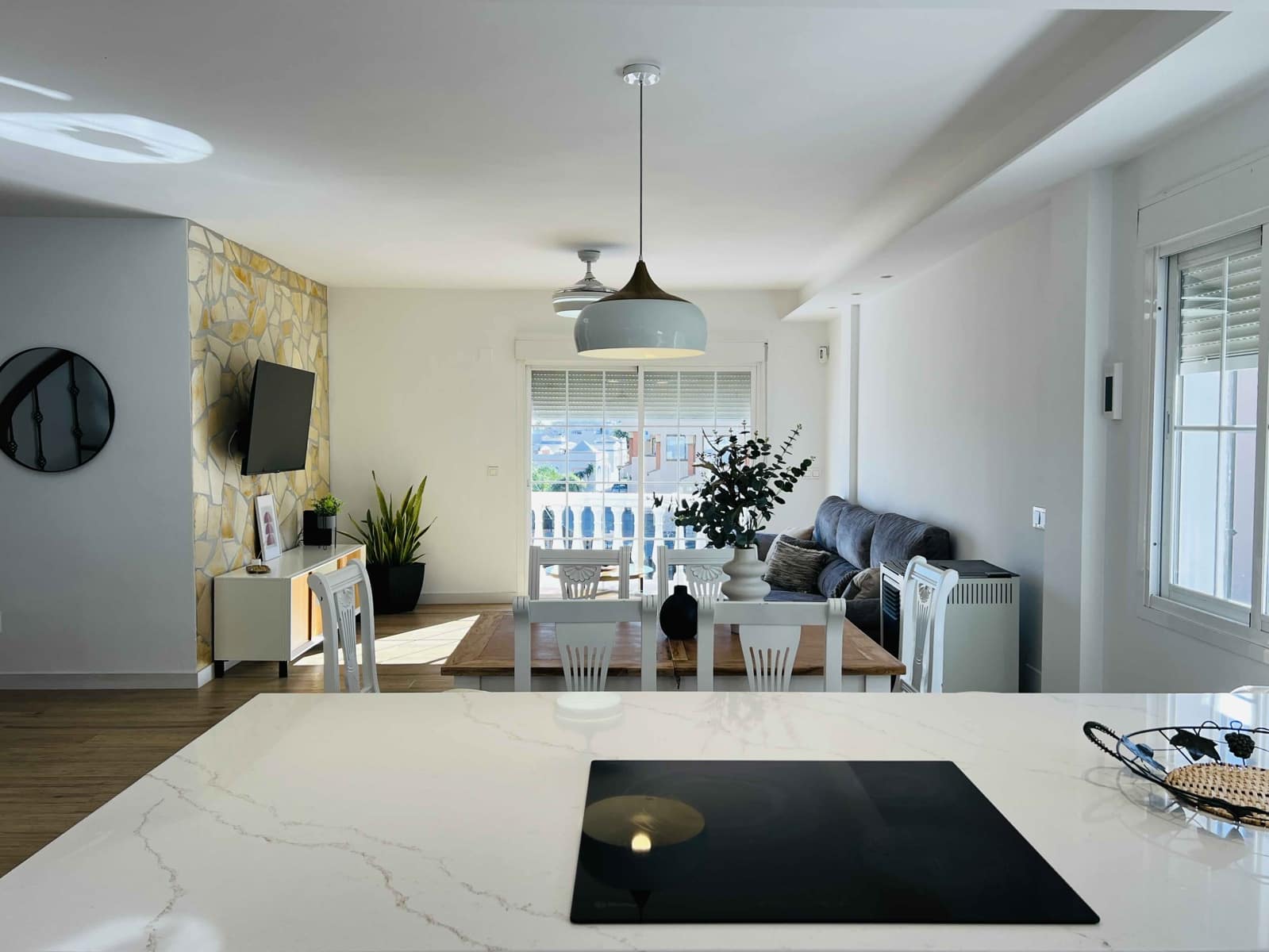 3 makuuhuone Omakotitalo vuokrattavana paikassa Almunecar mukana uima-altaan - 1 400 € (Ref: 9481550)