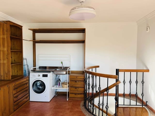 3 makuuhuone Omakotitalo vuokrattavana paikassa Almuñécar mukana uima-altaan - 1 400 € (Ref: 9481550)