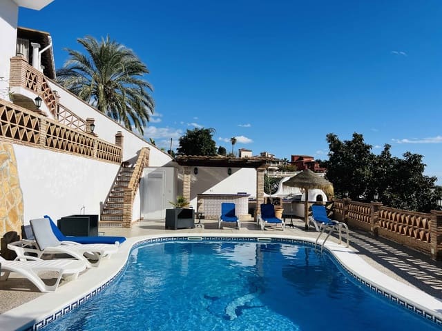 3 makuuhuone Omakotitalo vuokrattavana paikassa Almuñécar mukana uima-altaan - 1 400 € (Ref: 9481550)