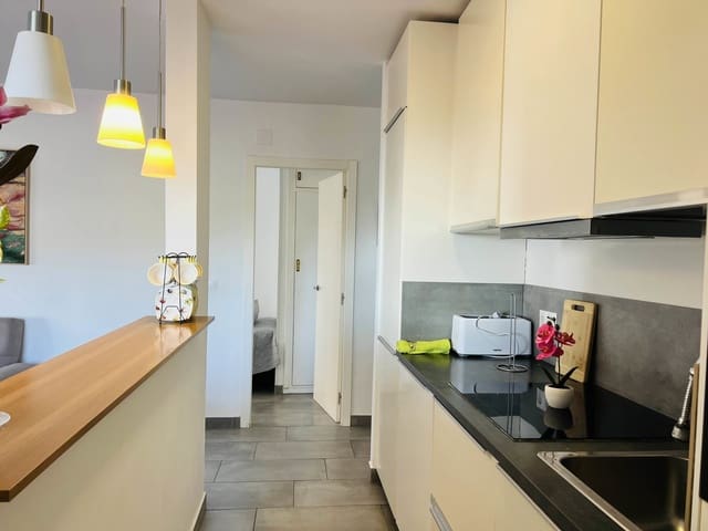 2 Zimmer Apartment zu vermieten in Almuñécar - 750 € (Ref: 9481551)