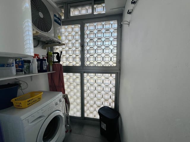 2 Zimmer Apartment zu vermieten in Almuñécar - 750 € (Ref: 9481551)