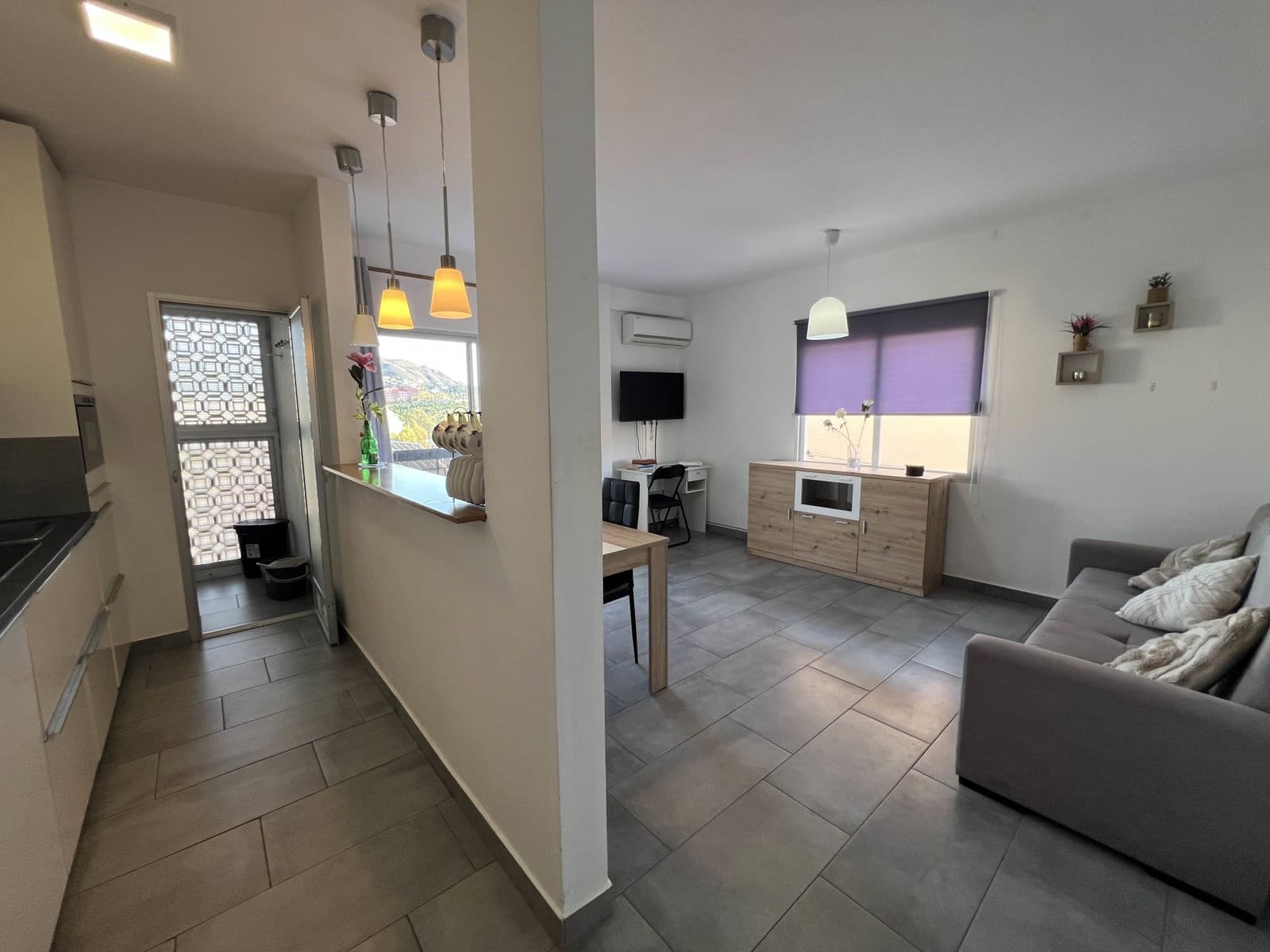 Apartamento de 2 habitaciones en Almuñécar en alquiler - 750 € (Ref: 9481551)