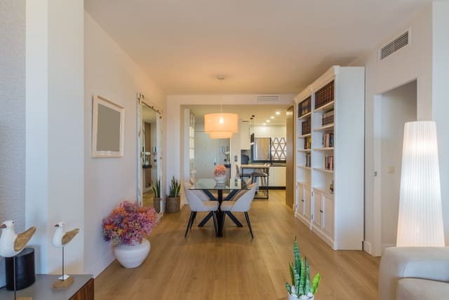 3 makuuhuone Huoneisto myytävänä paikassa La Herradura, Almuñécar mukana uima-altaan 
autotalli - 480 000 € (Ref: 9528819)